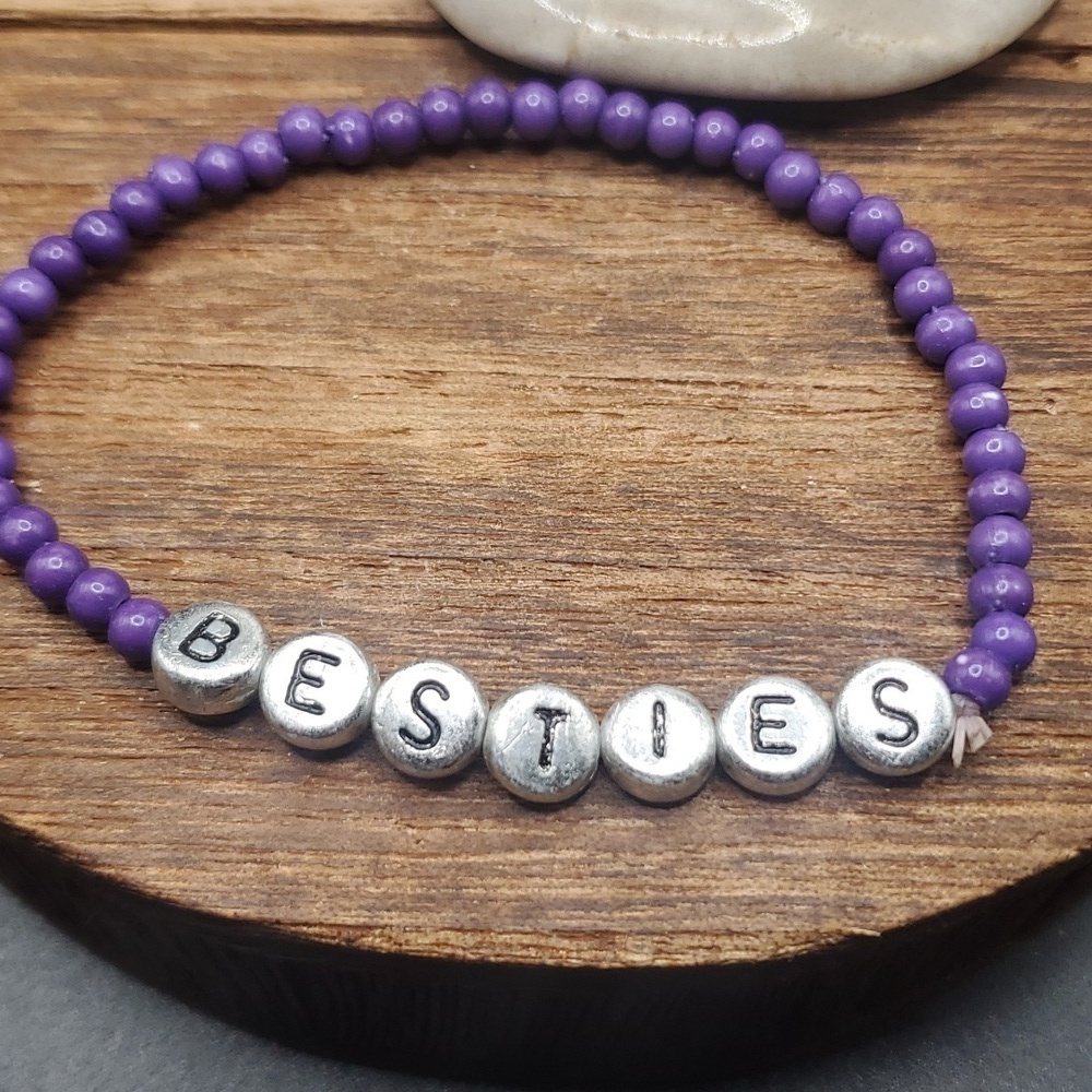 Besties lilac‎ lavendar bracelet B2802